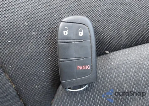 2017 Jeep Renegade Latitude Fwd z USA, uszkodzony, nr VIN ZACCJABB2HPG48279